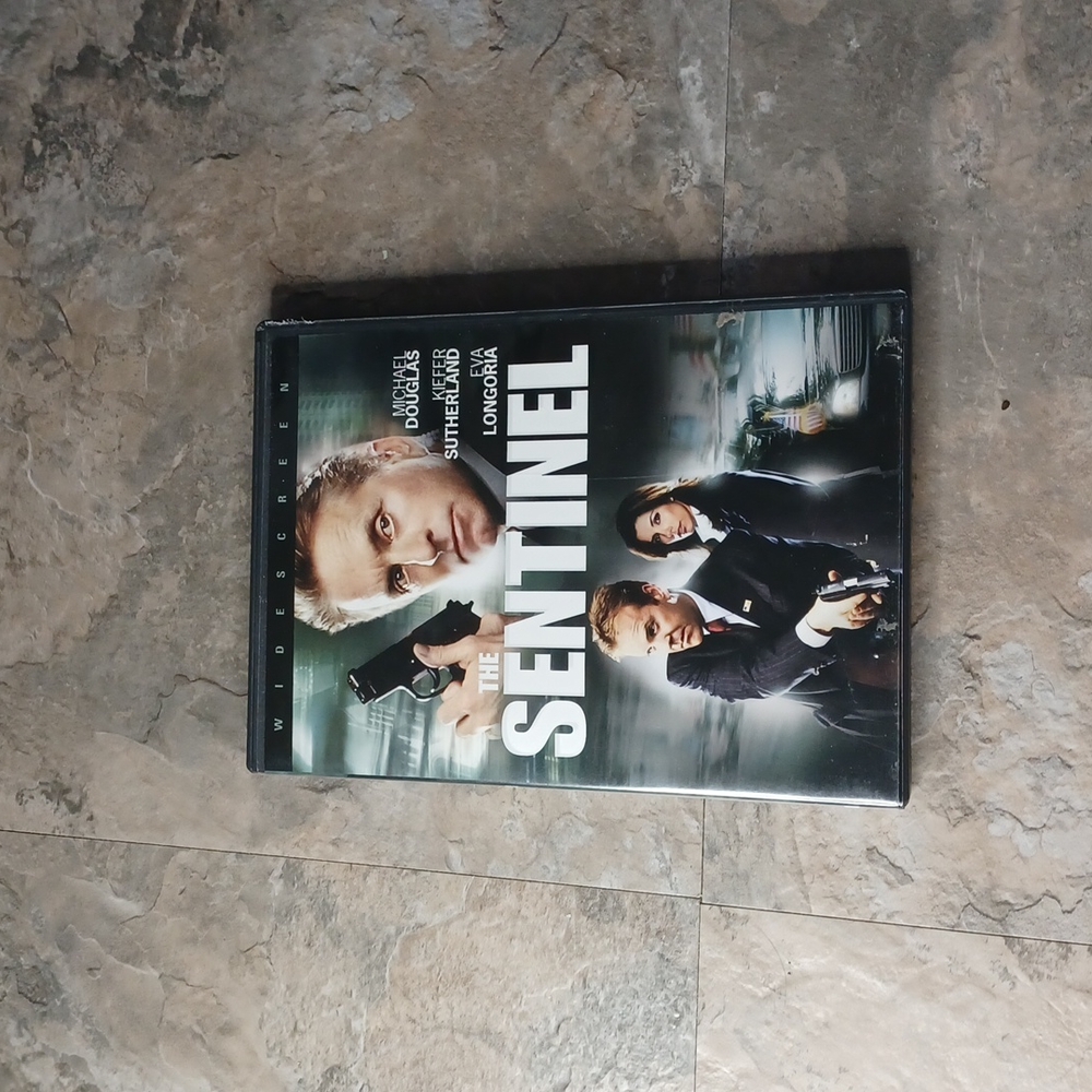 The Sentinel DVD Widescreen